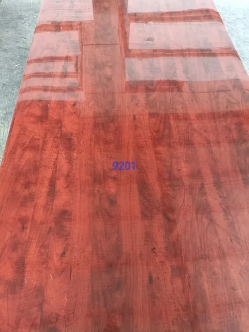 Eng yaxshi sifatli PVX marmar taxtasi mashhur yangi zamonaviy dizayn devor qog'ozi Suvga chidamli yong'inga chidamli va namlikka chidamli metall devor qog'ozi