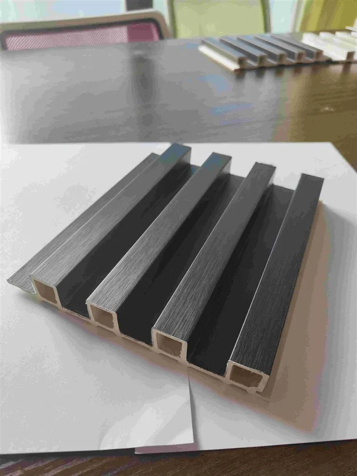 WPC devor paneli yog'och alternativ panel